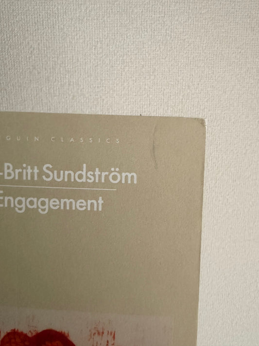 Engagement (Penguin Modern Classics) *BRUISED BOOK*
